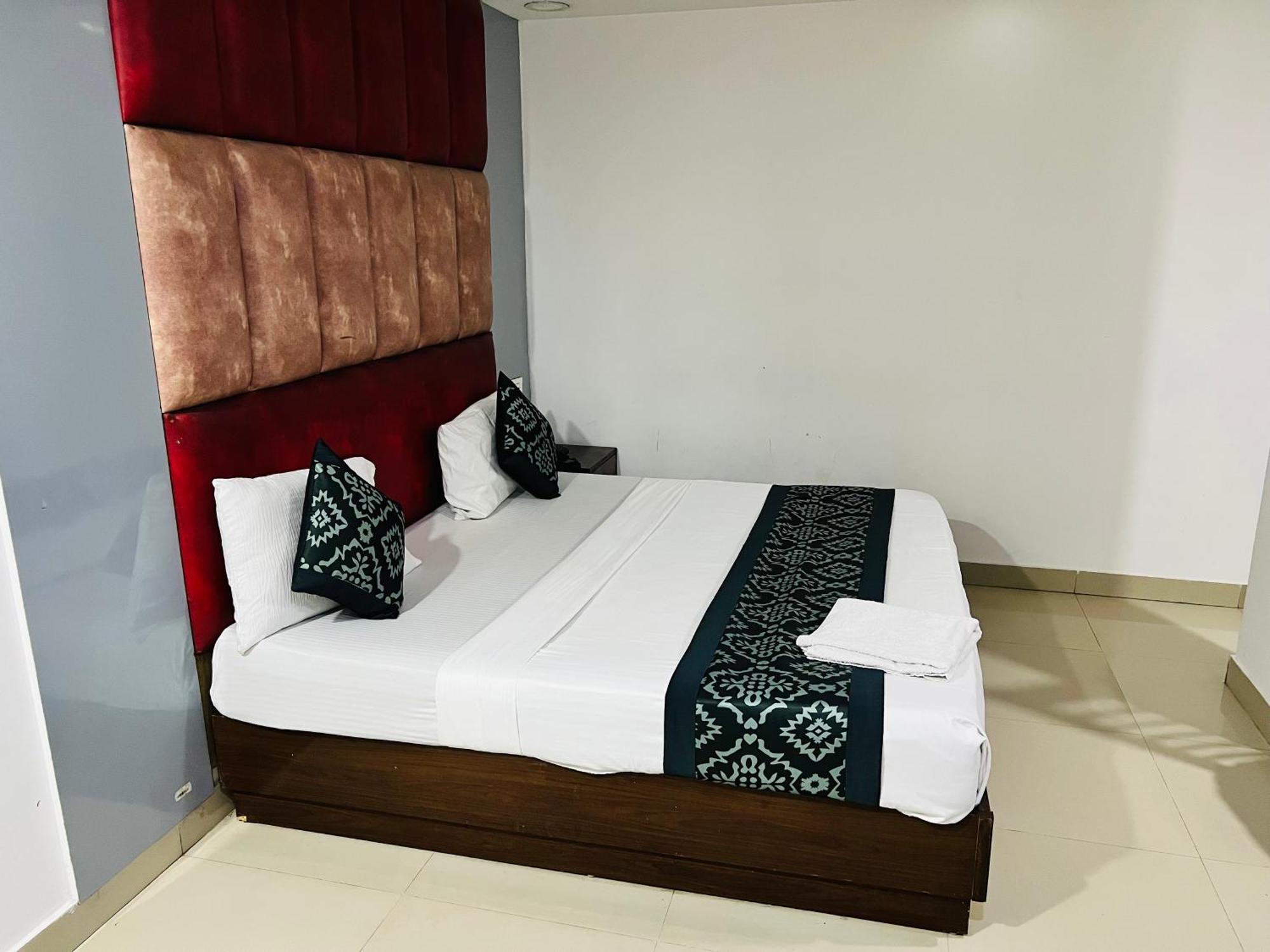 Hotel Marina Near Igi Airport Delhi Nové Dillí Exteriér fotografie